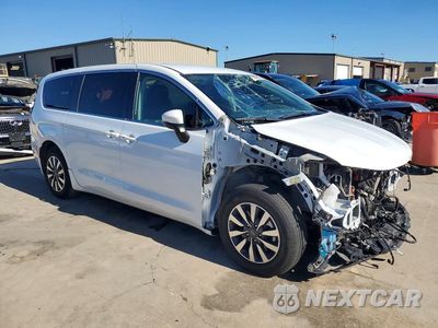 Czwarte zdjęcie samochodu z boku: 2023 CHRYSLER PACIFICA HYBRID TOURING L VIN:2C4RC1L71PR554287 - miniatura