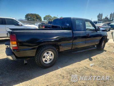 Trzecie zdjęcie samochodu z tyłu: 2002 CHEVROLET SILVERADO C1500 VIN:2GCEC19V621262288 - miniatura