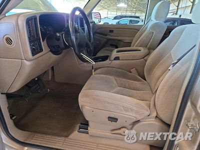 Zdjęcie 7 z 12 samochodu: 2005 CHEVROLET SILVERADO C1500 VIN:2GCEC13T051319399 - miniatura