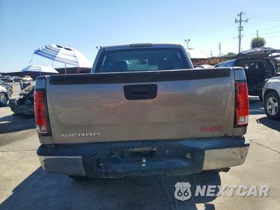 Zdjęcie 6 z 12 samochodu: 2007 GMC NEW SIERRA C1500 VIN:3GTEC13CX7G525940 - miniatura