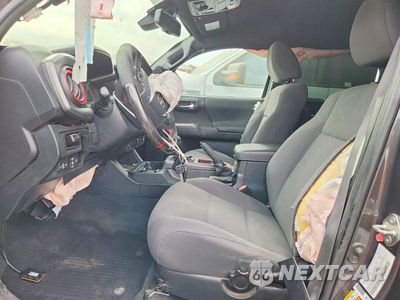 Zdjęcie 7 z 12 samochodu: 2018 TOYOTA TACOMA TRD OFF-ROAD VIN:3TMCZ5AN7JM152432 - miniatura