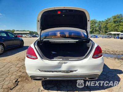 Zdjęcie 6 z 12 samochodu: 2018 MERCEDES-BENZ C 300 VIN:55SWF4JB1JU256407 - miniatura