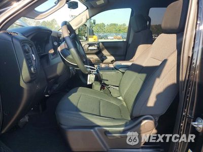 Zdjęcie 7 z 12 samochodu: 2021 CHEVROLET SILVERADO K1500 TRAIL BOSS CUSTOM VIN:1GCPYCEF6MZ252956 - miniatura