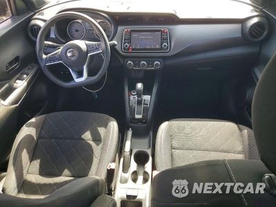 Zdjęcie 8 z 14 samochodu: 2019 NISSAN KICKS S VIN:3N1CP5CU4KL538374 - miniatura