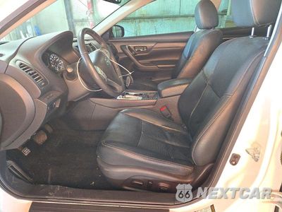 Zdjęcie 7 z 12 samochodu: 2016 NISSAN ALTIMA 2.5 SL VIN:1N4AL3AP5GC271093 - miniatura