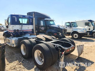 Drugie zdjęcie samochodu z przodu: 2018 PETERBILT 579 SEMI TRUCK VIN:1XPBDP9X4JD474743 - miniatura