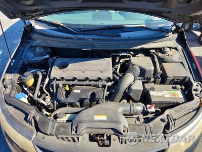 Zdjęcie 11 z 12 samochodu: 2010 KIA FORTE LX VIN:KNAFT4A29A5109826 - miniatura