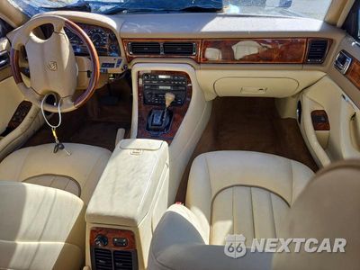 Zdjęcie 8 z 12 samochodu: 1997 JAGUAR VANDENPLAS VIN:SAJKX6244VC794094 - miniatura