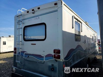 Czwarte zdjęcie samochodu z boku: 1999 SUNCRUISER - RV VIN:3FCNF53SXXJA02149 - miniatura
