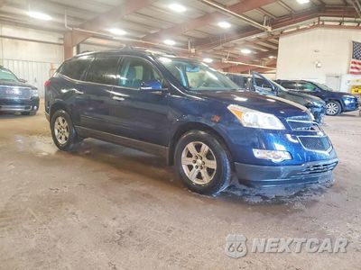 Czwarte zdjęcie samochodu z boku: 2011 CHEVROLET TRAVERSE LT VIN:1GNKVGED3BJ211986 - miniatura