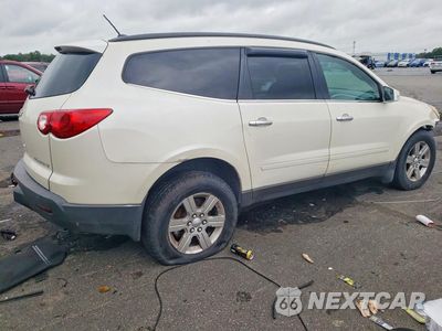 Trzecie zdjęcie samochodu z tyłu: 2011 CHEVROLET TRAVERSE LT VIN:1GNKVGED4BJ367602 - miniatura