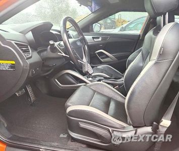 Zdjęcie 7 z 12 samochodu: 2016 HYUNDAI VELOSTER TURBO VIN:KMHTC6AE8GU270593 - miniatura