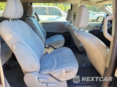 Zdjęcie 11 z 13 samochodu: 2016 TOYOTA SIENNA L 7-PASSENGER VIN:5TDZK3DCXGS718119 - miniatura