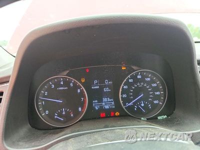 Zdjęcie 9 z 13 samochodu: 2017 HYUNDAI ELANTRA SE VIN:5NPD74LF1HH141632 - miniatura