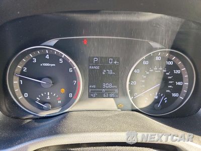Zdjęcie 9 z 12 samochodu: 2017 HYUNDAI ELANTRA SE VIN:5NPD84LF1HH010004 - miniatura