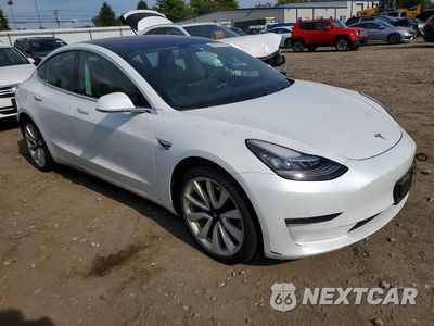 Czwarte zdjęcie samochodu z boku: 2019 TESLA MODEL 3 VIN:5YJ3E1EB0KF194340 - miniatura