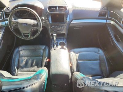Zdjęcie 8 z 12 samochodu: 2017 FORD EXPLORER XLT VIN:1FM5K7D80HGB27127 - miniatura
