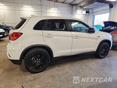 Trzecie zdjęcie samochodu z tyłu: 2018 MITSUBISHI OUTLANDER SPORT ES VIN:JA4AR3AU5JZ029577 - miniatura