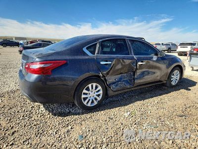 Trzecie zdjęcie samochodu z tyłu: 2018 NISSAN ALTIMA 2.5 S VIN:1N4AL3AP6JC118598 - miniatura
