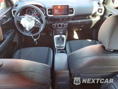 Zdjęcie 8 z 13 samochodu: 2022 HYUNDAI VENUE LIMITED VIN:KMHRC8A3XNU204788 - miniatura