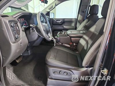Zdjęcie 7 z 12 samochodu: 2024 CHEVROLET SILVERADO K1500 TRAIL BOSS CUSTOM VIN:3GCUDCED4RG333975 - miniatura