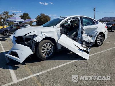 2015 FORD FUSION S 3FA6P0G74FR294588 - główne zdjęcie licytacji z USA - miniatura
