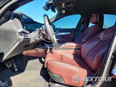 Zdjęcie 7 z 12 samochodu: 2025 BMW 740 I VIN:WBA23EH04SCU59046 - miniatura