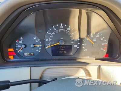Zdjęcie 9 z 12 samochodu: 2002 MERCEDES-BENZ E 320 VIN:WDBJF65J32B485635 - miniatura