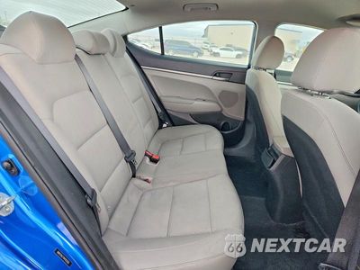 Zdjęcie 10 z 13 samochodu: 2017 HYUNDAI ELANTRA SE VIN:5NPD74LF7HH193783 - miniatura
