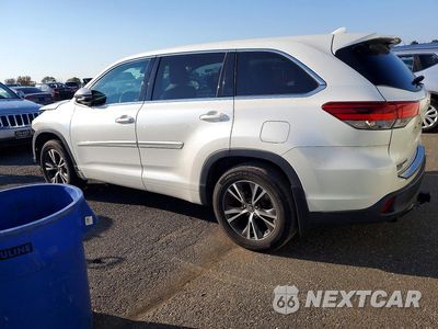 Drugie zdjęcie samochodu z przodu: 2017 TOYOTA HIGHLANDER LE PLUS VIN:5TDBZRFH0HS445931 - miniatura