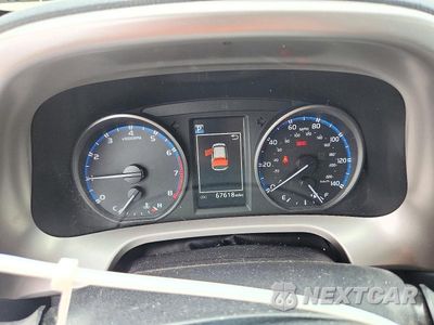 Zdjęcie 9 z 14 samochodu: 2018 TOYOTA RAV4 LE VIN:JTMBFREV2JJ183171 - miniatura