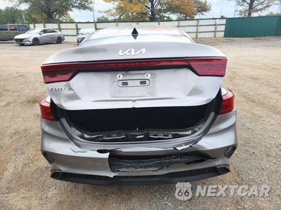 Zdjęcie 6 z 12 samochodu: 2023 KIA FORTE LXS VIN:3KPF24AD5PE573474 - miniatura