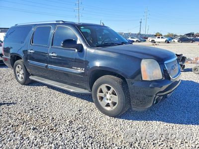 Czwarte zdjęcie samochodu z boku: 2007 GMC YUKON XL DENALI VIN:1GKFK66827J345088 - miniatura
