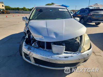 Piąte zdjęcie samochodu w środku: 2009 NISSAN VERSA 1.8 S VIN:3N1BC13E39L361979 - miniatura