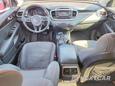 Zdjęcie 8 z 13 samochodu: 2017 KIA SORENTO LX V6 VIN:5XYPGDA58HG241760 - miniatura