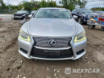 Piąte zdjęcie samochodu w środku: 2013 LEXUS LS 460 VIN:JTHCL5EF9D5019491 - miniatura