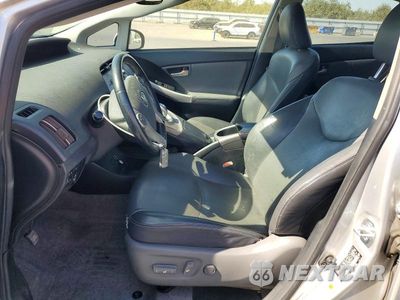Zdjęcie 7 z 13 samochodu: 2014 TOYOTA PRIUS FIVE VIN:JTDKN3DU4E0356810 - miniatura