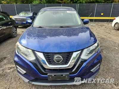 Piąte zdjęcie samochodu w środku: 2019 NISSAN ROGUE S VIN:5N1AT2MT6KC802142 - miniatura