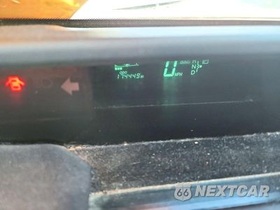 Zdjęcie 9 z 12 samochodu: 2005 TOYOTA PRIUS BASE VIN:JTDKB20U457016959 - miniatura
