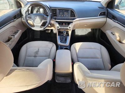 Zdjęcie 8 z 13 samochodu: 2018 HYUNDAI ELANTRA SEL VIN:KMHD84LFXJU473623 - miniatura