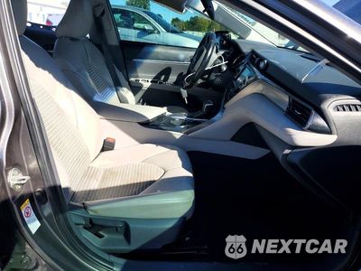 Zdjęcie 7 z 12 samochodu: 2019 TOYOTA CAMRY SE VIN:4T1B11HK7KU202391 - miniatura