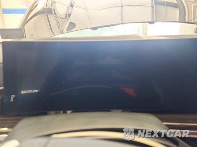 Zdjęcie 9 z 13 samochodu: 2026 BMW X5 XDRIVE40I VIN:5UX23EU03T9238107 - miniatura