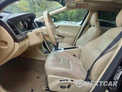 Zdjęcie 7 z 12 samochodu: 2013 VOLVO XC60 3.2 VIN:YV4952DL1D2391756 - miniatura