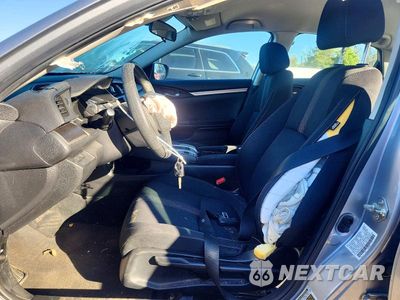 Zdjęcie 7 z 12 samochodu: 2019 HONDA CIVIC LX VIN:2HGFC2F66KH546763 - miniatura