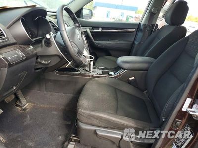 Zdjęcie 7 z 13 samochodu: 2014 KIA SORENTO LX VIN:5XYKT3A69EG478598 - miniatura