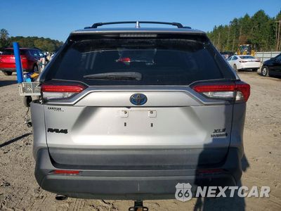 Zdjęcie 6 z 12 samochodu: 2021 TOYOTA RAV4 XLE VIN:2T3RWRFV2MW128190 - miniatura