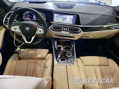 Zdjęcie 8 z 14 samochodu: 2021 BMW X7 XDRIVE40I VIN:5UXCW2C06M9F08639 - miniatura