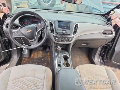 Zdjęcie 8 z 12 samochodu: 2021 CHEVROLET EQUINOX VIN:3GNAX5EV7MS143177 - miniatura