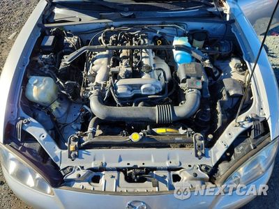 Zdjęcie 11 z 12 samochodu: 2003 MAZDA MX-5 MIATA BASE VIN:JM1NB353X30312884 - miniatura