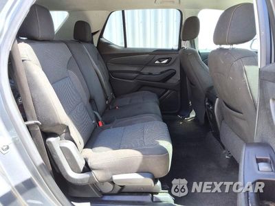 Zdjęcie 11 z 14 samochodu: 2019 CHEVROLET TRAVERSE LS VIN:1GNERFKW4KJ166137 - miniatura